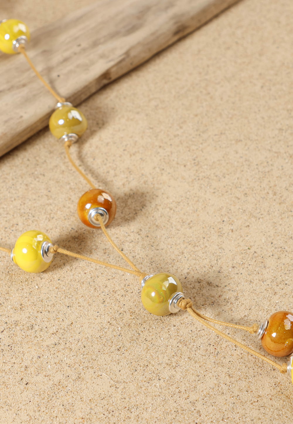 Collier Sautoir En Perles De Corail Ocre Jaune - Marque Accessoires & Daz, Neuf Avec étiquettes