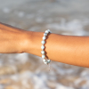Bracelet artisanal argenté perles en larimar bleu