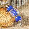 Retour de plage propose des bijoux fantaisie multicolore, blanc, sable, bleu nuit, turquoise, couleur ficelle, anthracite, ou autre alors choisissez les matières qui vous plaisent et les textures que vous aimez.