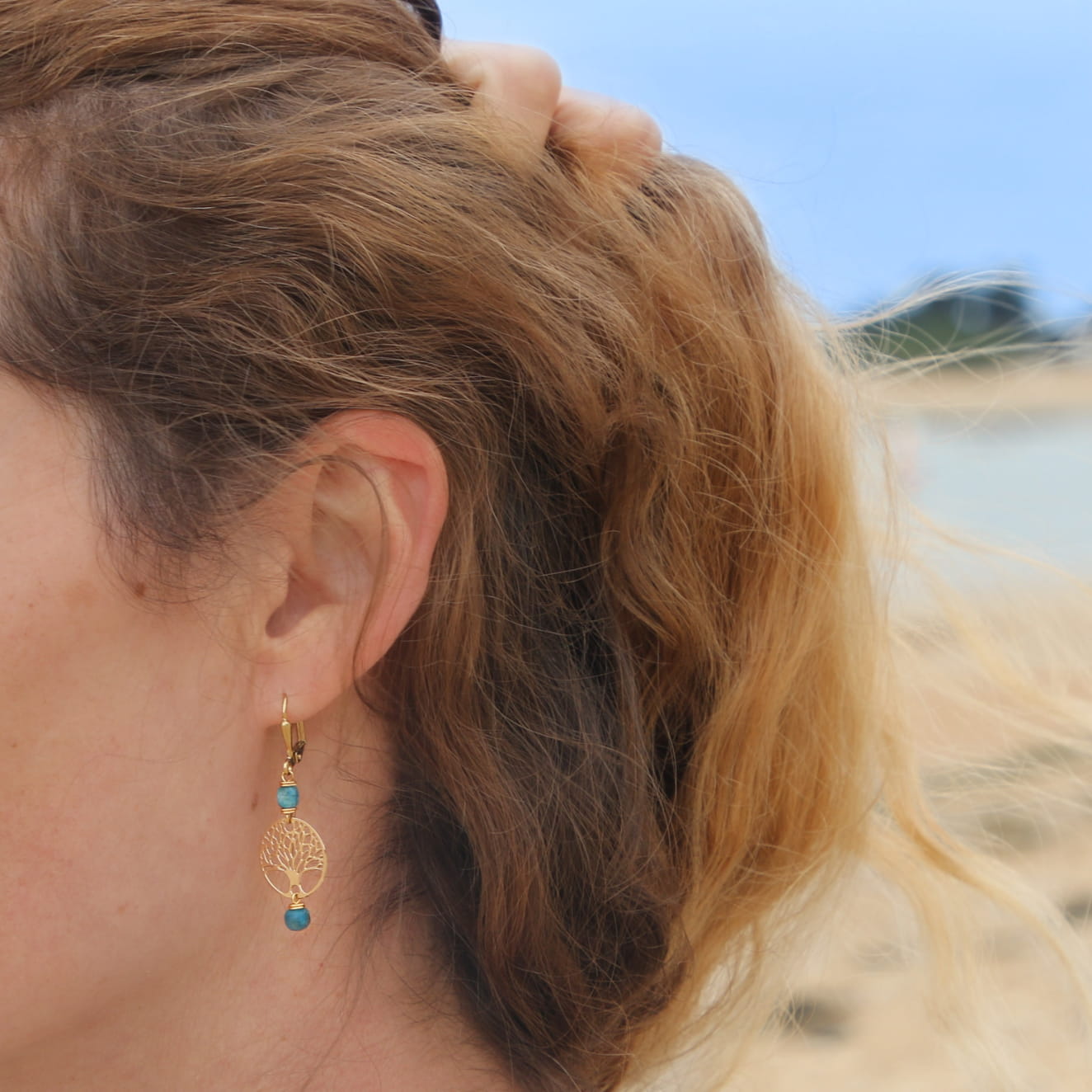Boucles D'oreilles Pendantes Bleu Turquoise Et Marron - Effet Plage Ou Bohème