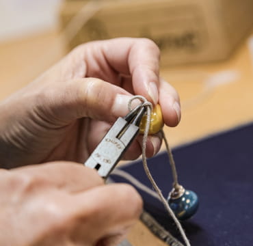 Fabrication_Artisanale_Bijou_Retour_de_Plage