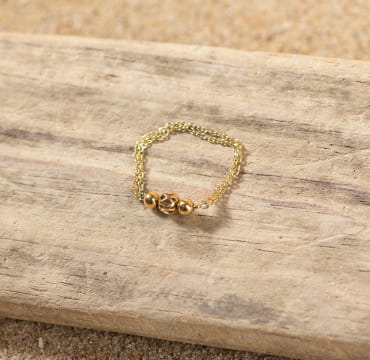 Découvrez Campos, un bijou inspiré de l’océan fabriqué artisanalement sur l’île d’Oléron.