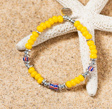 Découvrez Fun, un bijou inspiré de l’océan fabriqué artisanalement sur l’île d’Oléron.