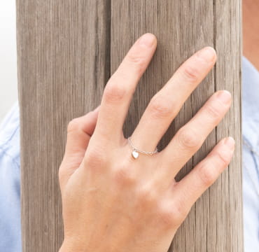 Bague en chaîne argenté Douce et coeur saumon