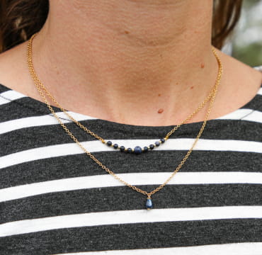 Retour de plage, une entreprise locale engagée dans le développement durable qui créée et fabrique des bijoux fantaisies made in France sur l’Île d’Oléron.