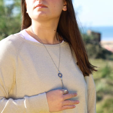 Collier argenté et festif : lequel porter pour les fêtes ?