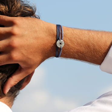 Bracelet homme multirang bleu marine rose des vent argentée