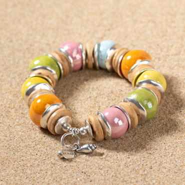 Découvrez Coco, un bijou inspiré de l’océan fabriqué artisanalement sur l’île d’Oléron.