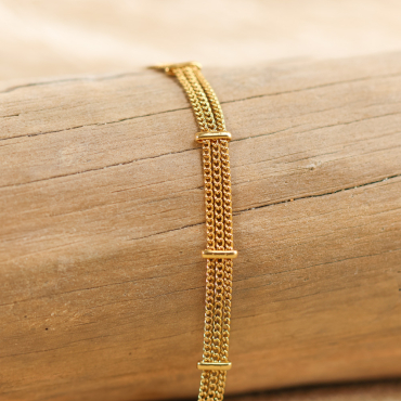 Bracelet Kenwa en métal doré, bijou artisanal français.