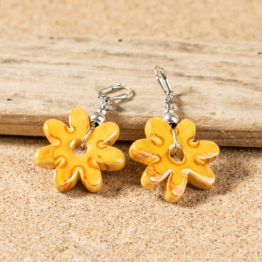 Boucles d'oreilles fantaisie jaune Retour de Plage en forme de coeur en céramique
