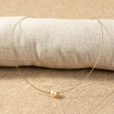 Collier doré rose cable et perle de rivière rose