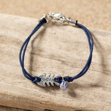 Découvrez Alevin, un bijou inspiré de l’océan fabriqué artisanalement sur l’île d’Oléron.