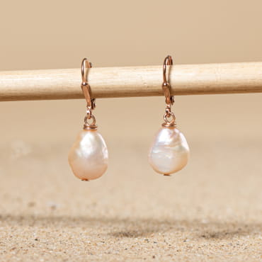 Découvrez Ouvea, un bijou inspiré de l’océan fabriqué artisanalement sur l’île d’Oléron.