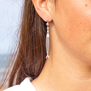 Boucles d'oreilles longues femme argentées poisson