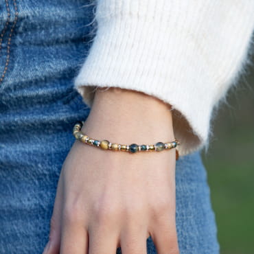 Découvrez Janine, un bijou inspiré de l’océan fabriqué artisanalement sur l’île d’Oléron.