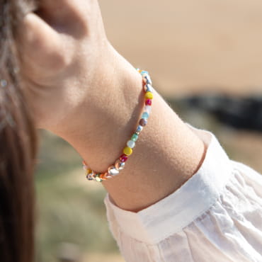 bracelet Multi porté au poignet, perles multicolores brillantes, esprit solaire