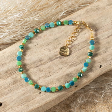 Découvrez Vallée, un bijou inspiré de l’océan fabriqué artisanalement sur l’île d’Oléron.