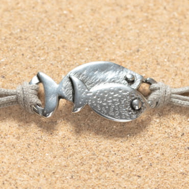 Pendentif poissons en métal plaqué argent 999