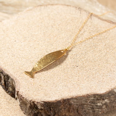 Sautoir Tinca doré avec pendentif poisson