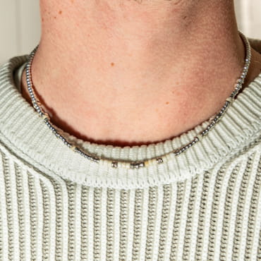 Collier pour homme Maestro argenté et blanc