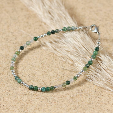 Bracelet vert et argenté à motif perlé, fabriqué artisanalement en France