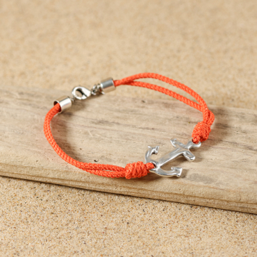 Bracelet Quentin pour homme en métal plaqué argent et cordon orange, bijou artisanal français au style sportif marin.
