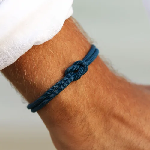 Bracelet pour homme cordon bleu montana : Couple