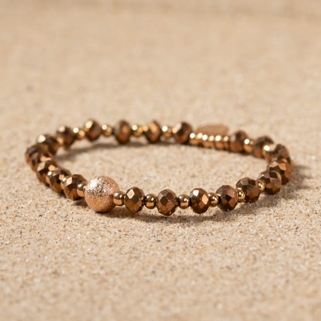 Découvrez Versailles, un bijou inspiré de l’océan fabriqué artisanalement sur l’île d’Oléron.