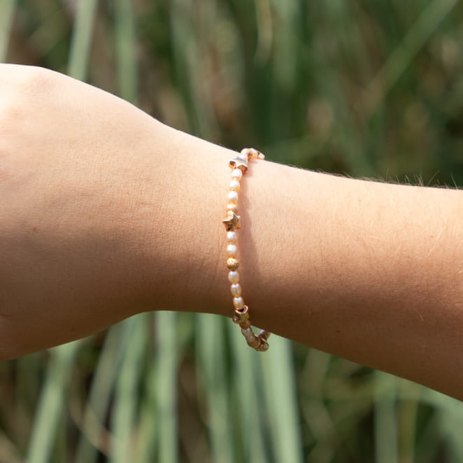 Découvrez Souffle, un bijou inspiré de l’océan fabriqué artisanalement sur l’île d’Oléron.