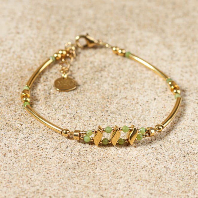 Vue du bracelet Anisha, élégant et fait à la main sur l’Île d’Oléron