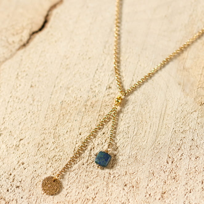 Collier Lumineuse doré avec perles vertes et colorées, fabrication artisanale française