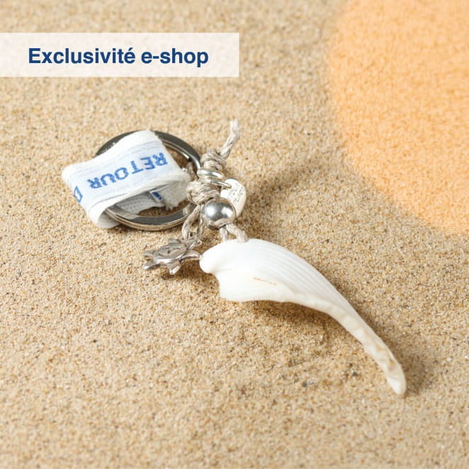 Porte-clés Été blanc et argenté, détail coquillage – création artisanale française