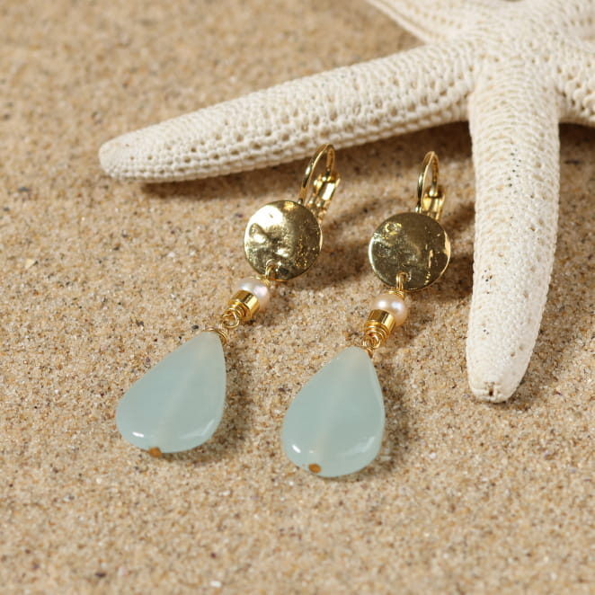 Boucles pendantes multicolores dorées et vert d’eau – fait main en France