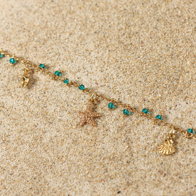 Bracelet de cheville Feuillage doré à l’or fin, bijou artisanal français au style naturel et marin.