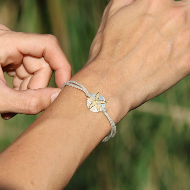 Bijou Nerina doré et perles blanc cassé, création française raffinée