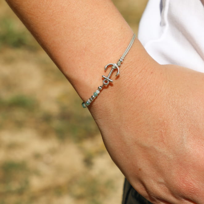 bracelet Vic argenté gris, bijou artisanal fabriqué en France