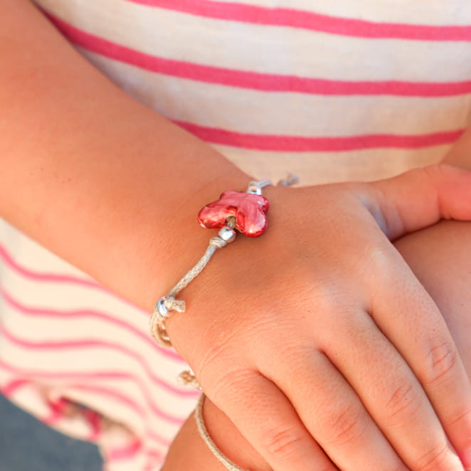 bracelet enfant Winx argenté, cordon rose et breloque étoile, création artisanale française