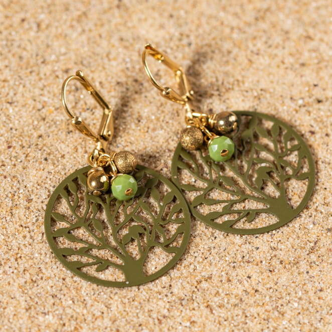 Découvrez Vita, un bijou inspiré de l’océan fabriqué artisanalement sur l’île d’Oléron.