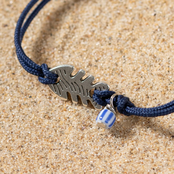 Découvrez Alevin, un bijou inspiré de l’océan fabriqué artisanalement sur l’île d’Oléron.