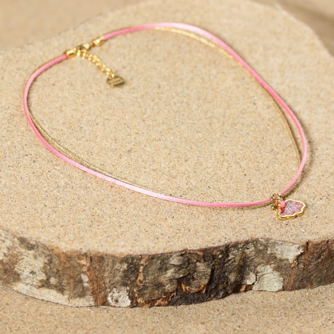 Retour de plage, une entreprise locale engagée dans le développement durable qui créée et fabrique des bijoux fantaisies made in France sur l’Île d’Oléron.