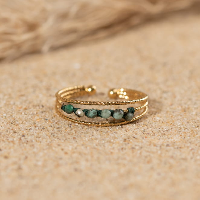 Découvrez Rachel, un bijou inspiré de l’océan fabriqué artisanalement sur l’île d’Oléron.