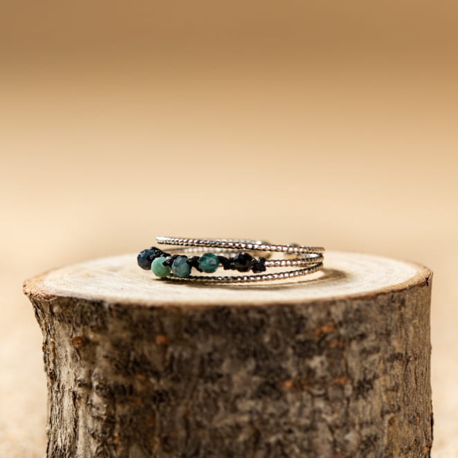 Découvrez Rachel, un bijou inspiré de l’océan fabriqué artisanalement sur l’île d’Oléron.