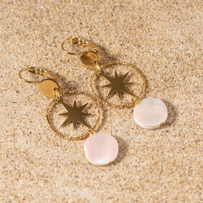 Découvrez Filante, un bijou inspiré de l’océan fabriqué artisanalement sur l’île d’Oléron.