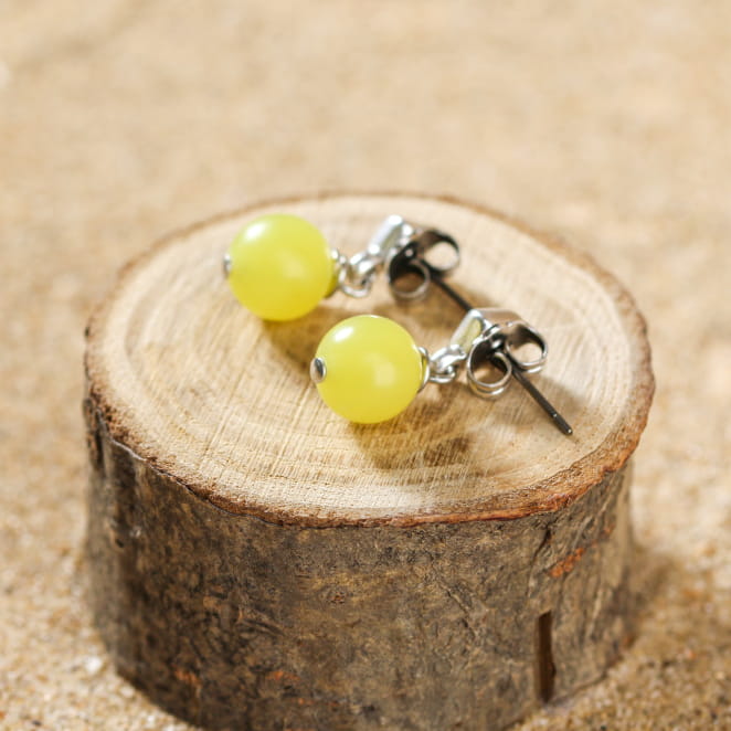 Découvrez Atome, un bijou inspiré de l’océan fabriqué artisanalement sur l’île d’Oléron.