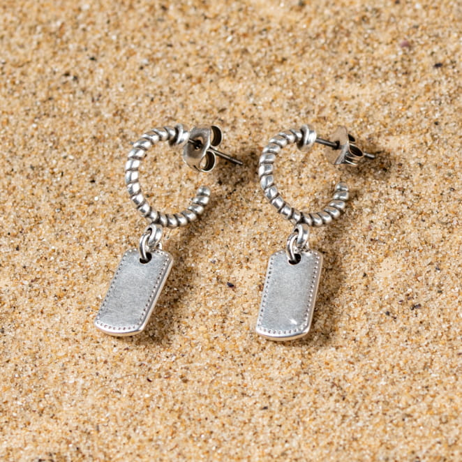 Découvrez Hélice, un bijou inspiré de l’océan fabriqué artisanalement sur l’île d’Oléron.