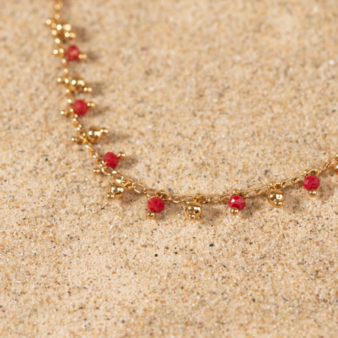 Découvrez Ronde, un bijou inspiré de l’océan fabriqué artisanalement sur l’île d’Oléron.