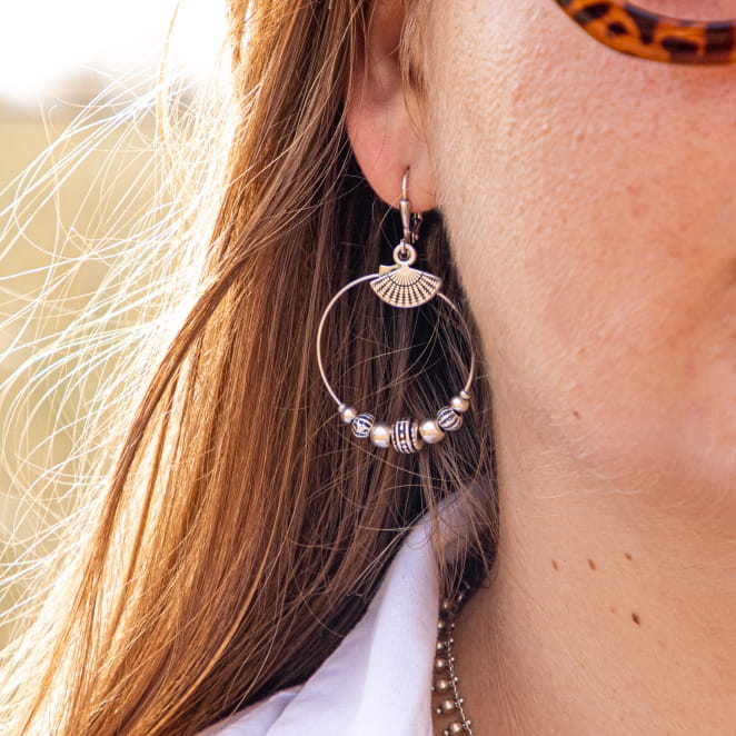 Boucles d'oreilles créoles argentée pendentif éventail