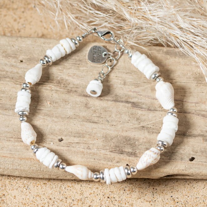 Découvrez Gautrelle, un bijou inspiré de l’océan fabriqué artisanalement sur l’île d’Oléron.