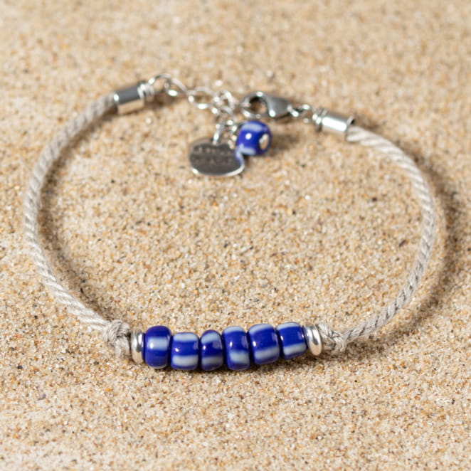 Découvrez Logo, un bijou inspiré de l’océan fabriqué artisanalement sur l’île d’Oléron.