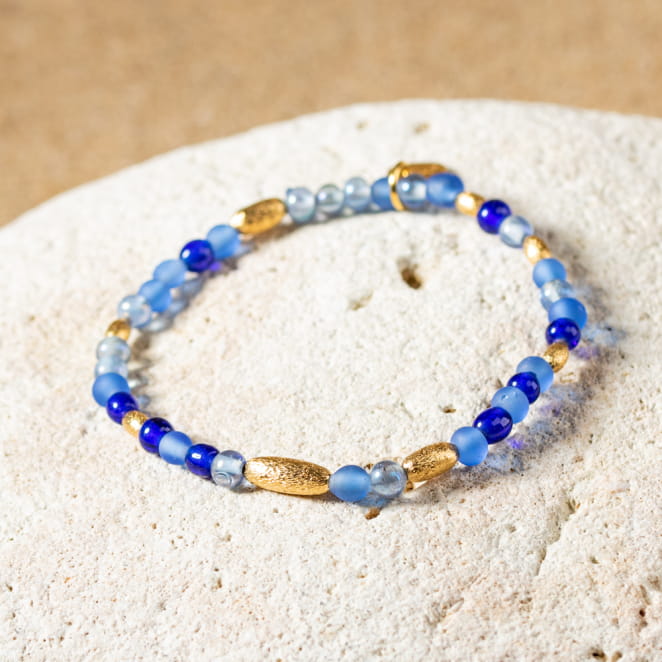 Découvrez Rocaille, un bijou inspiré de l’océan fabriqué artisanalement sur l’île d’Oléron.